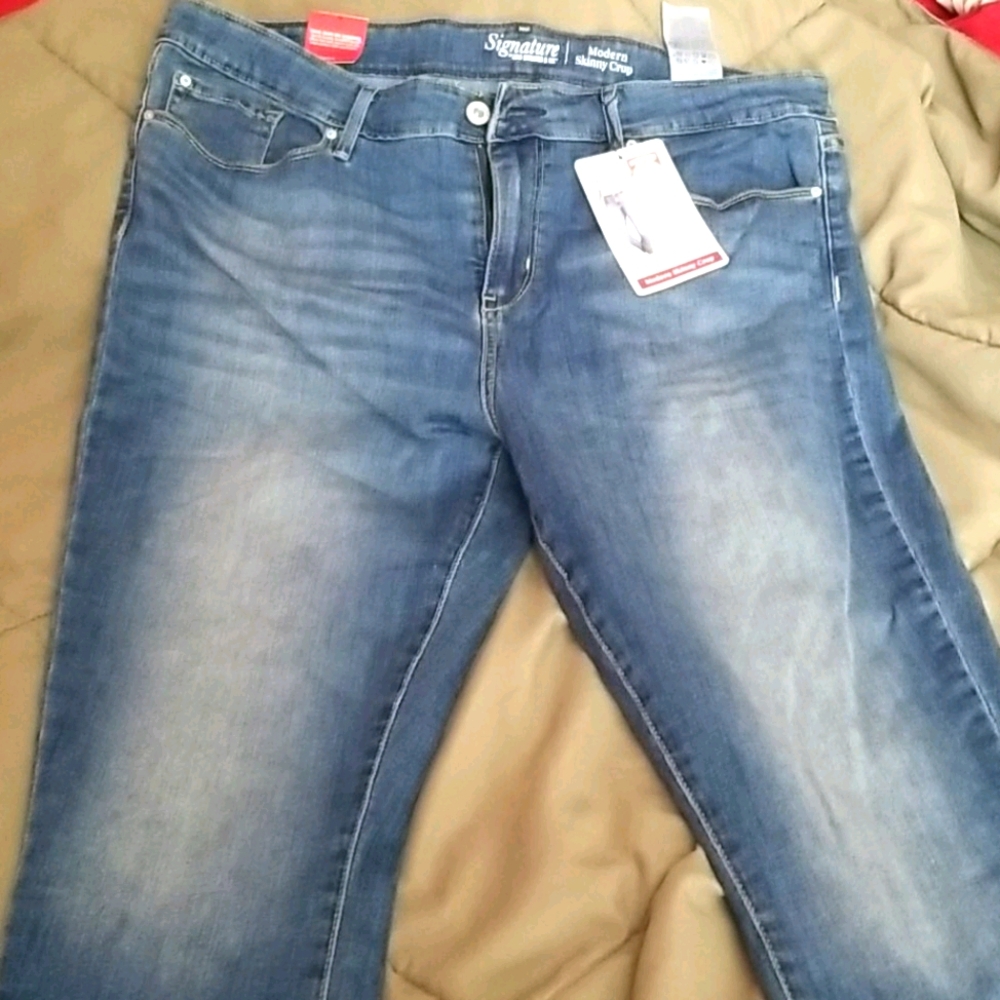Women's skinny jeans
